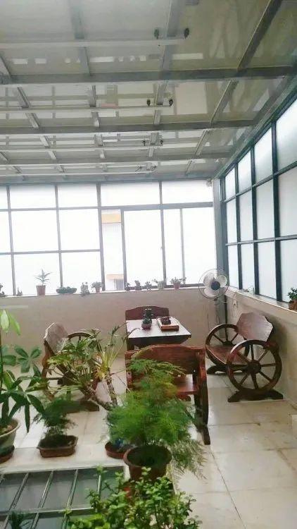 還在裝傳統(tǒng)陽光房？太傻了！如今大家都裝這個，美觀、環(huán)保還能賺錢！